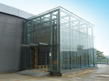 玻璃幕墙直顶式升降机