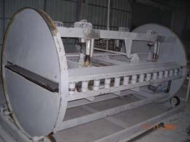 特殊360度石材翻板机