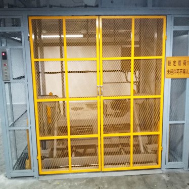 电路公司定制升降平台案例