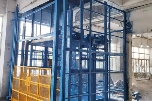 中山福溢家具公司定制直顶式升降货梯