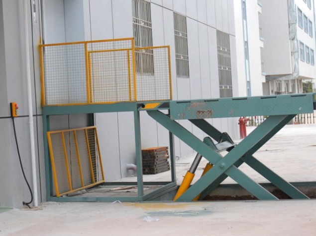 特种行业升降机