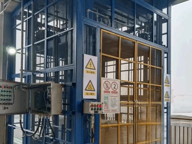 往复式升降机系列