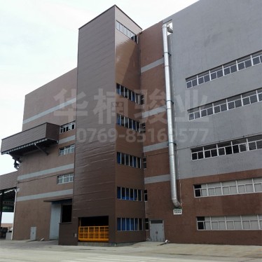 室外超高升降机案例