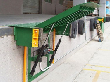 定制液压固定登车桥