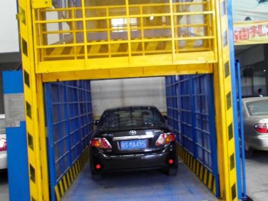 汽车4S店升降机