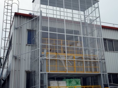 室外标准直顶式升降机